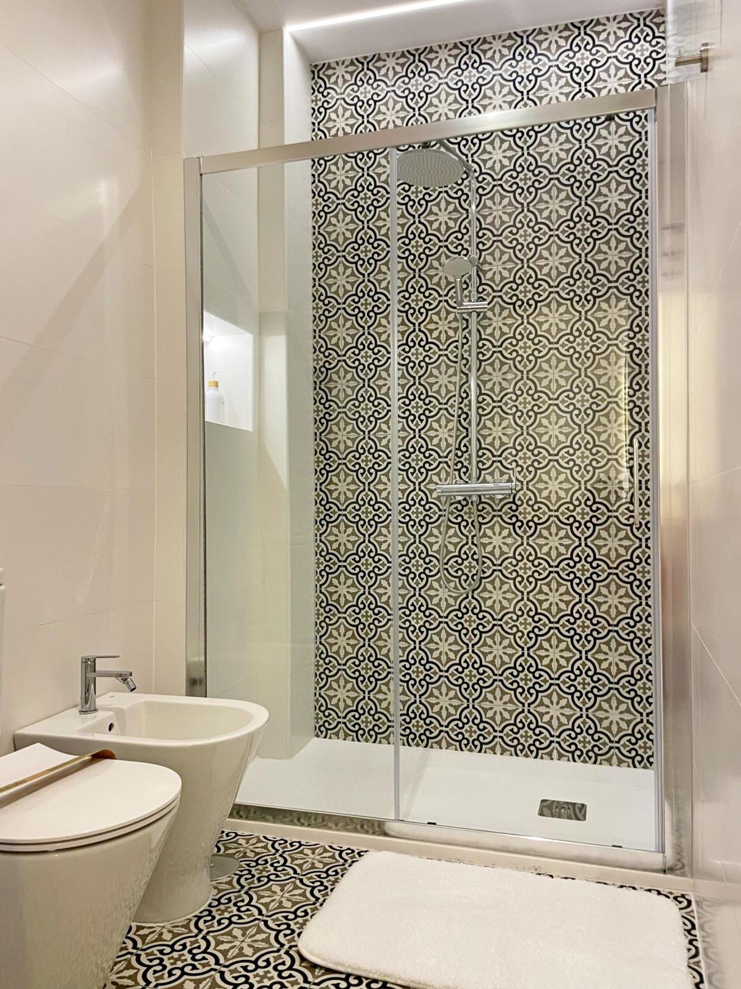 Piso Familiar Con Tres Habitaciones En La Goleta Malaga Luaran gambar
